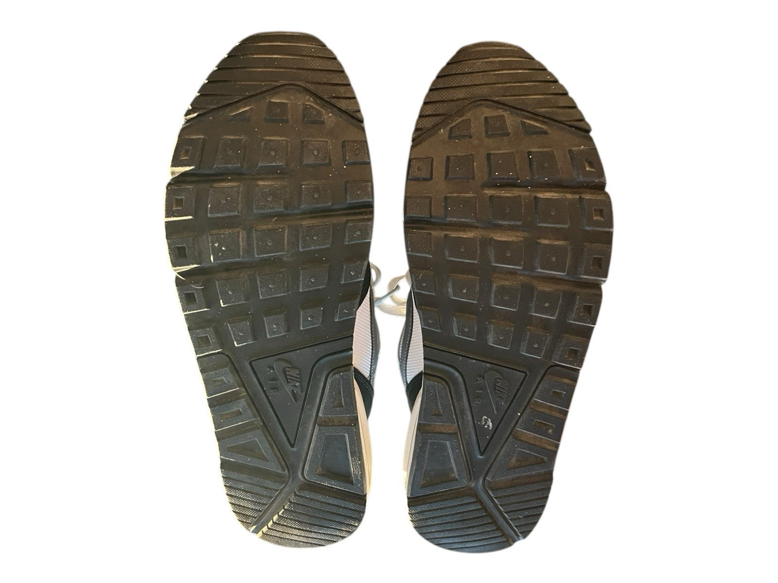 Nike Fly.By Mid 2 NBK CU3501-004 Men’s 9.5 Black Grey Red With Box