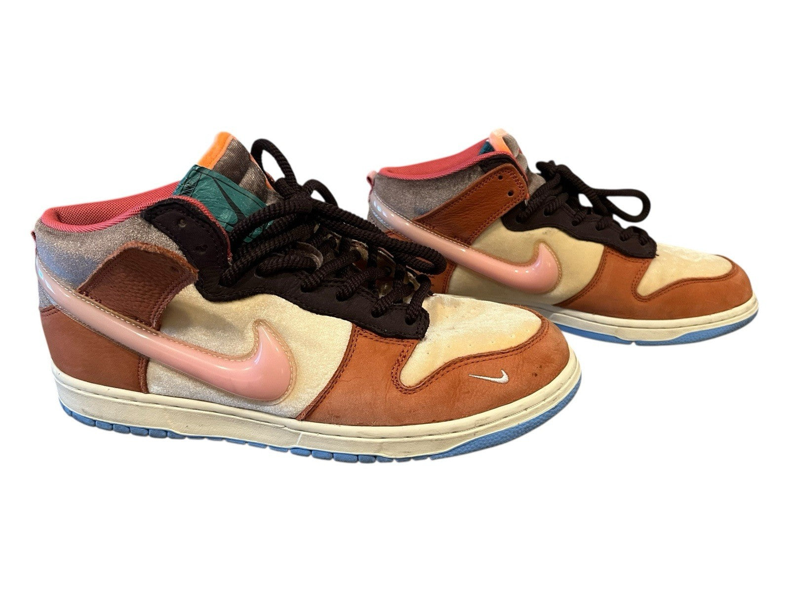 Nike Dunk Mid Chocolate Milk Size 10.5 DJ1173-700