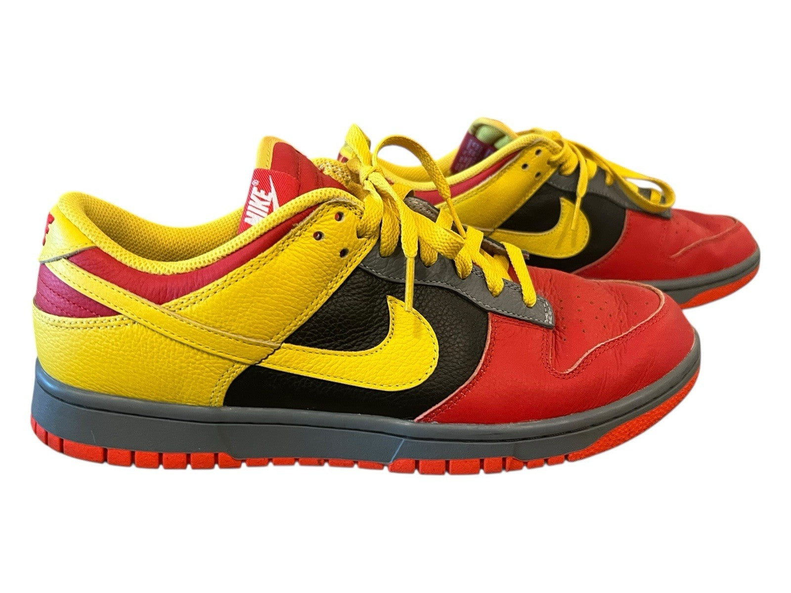 Nike Dunk Low Size 10.5M FN0569-900