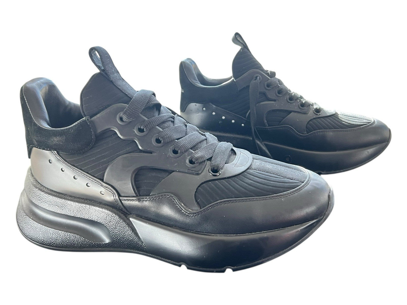 Alexander McQueen Oversized Runner Black Silver – Size 42 EU / Men’s 9 
